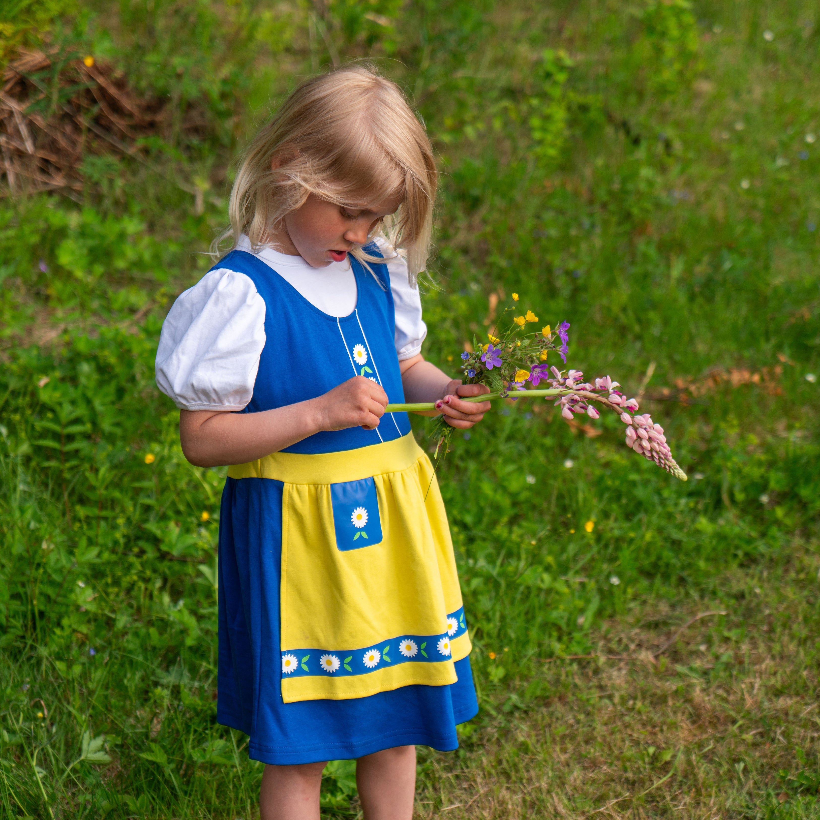 The Tiny Swede Girl