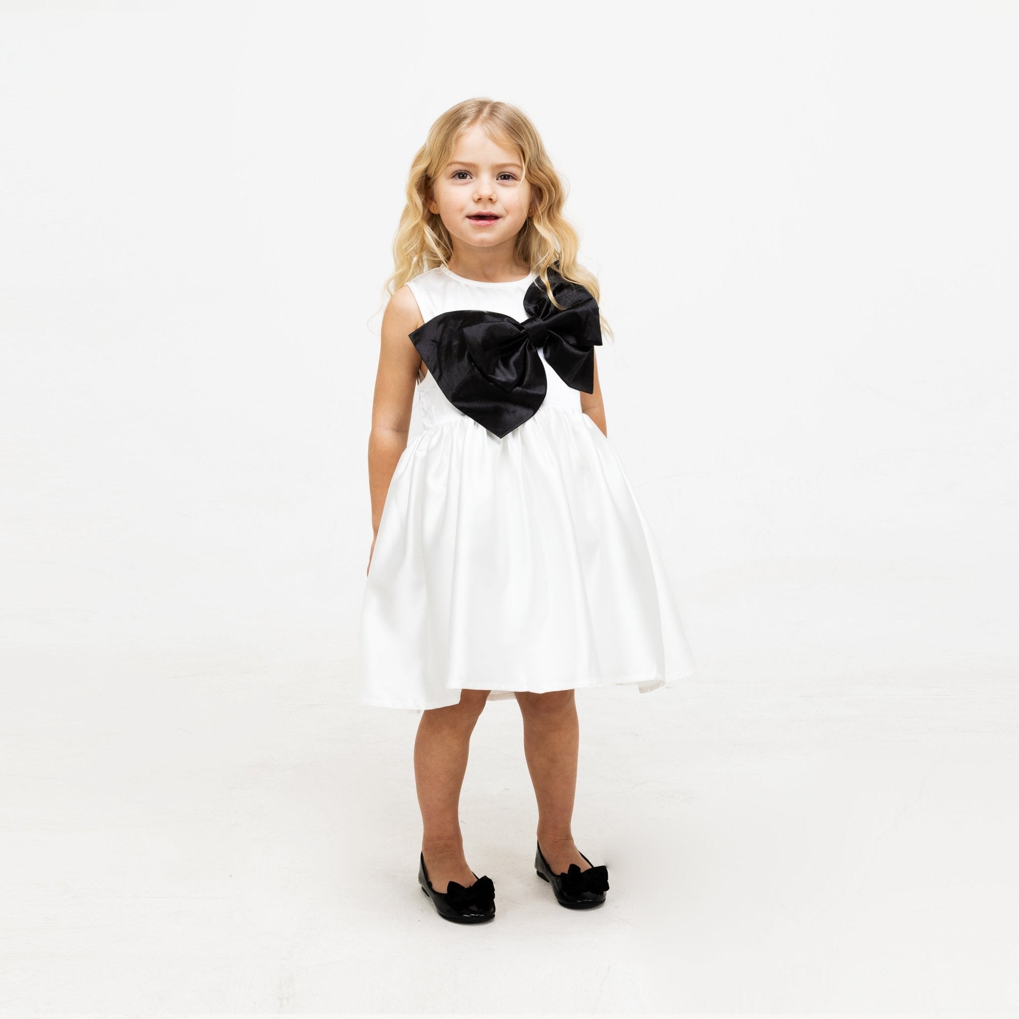 SHOULDER RIBBON DRESS - The Tiny Universe