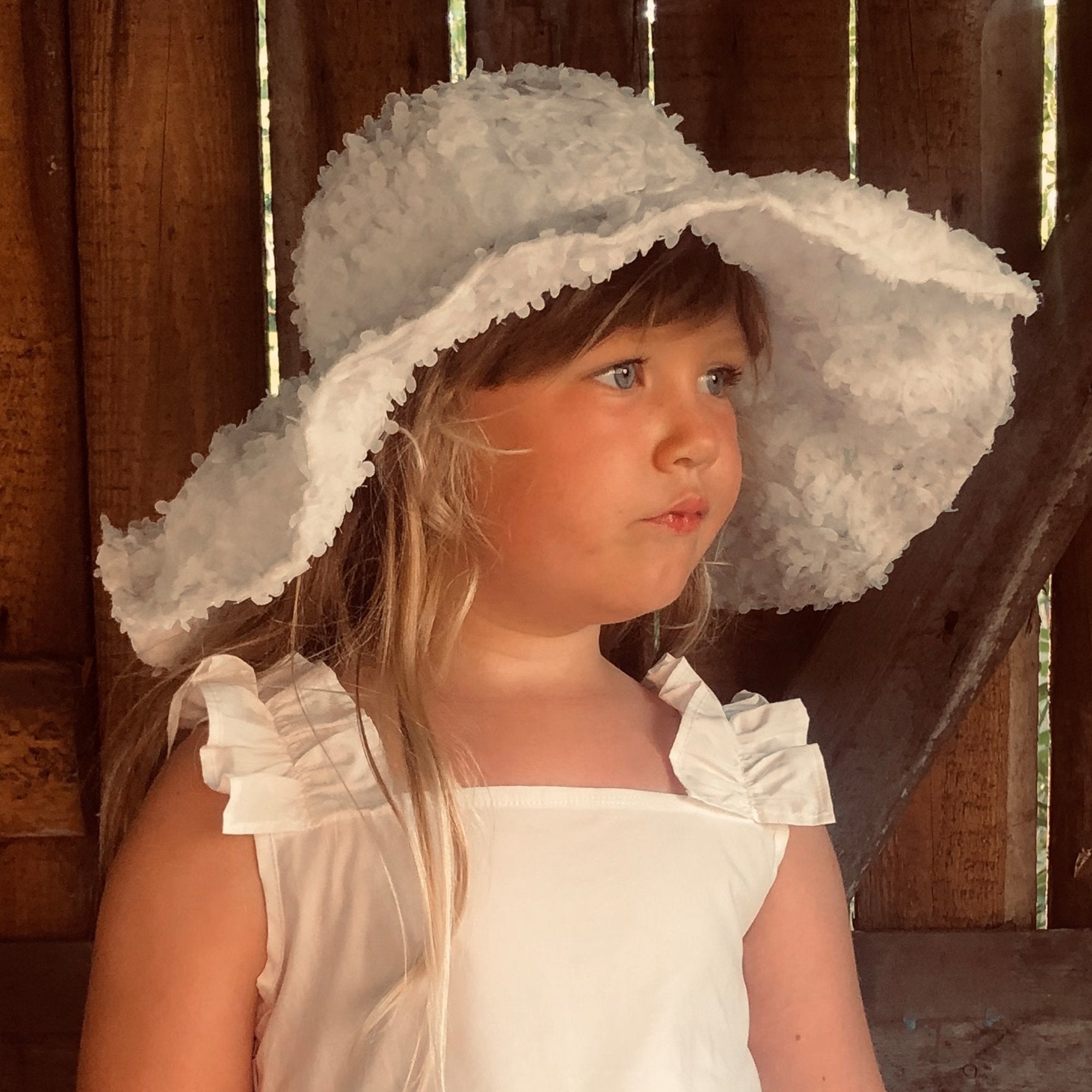 ADJUSTABLE SUN HAT - ALL FLOWERS - The Tiny Universe