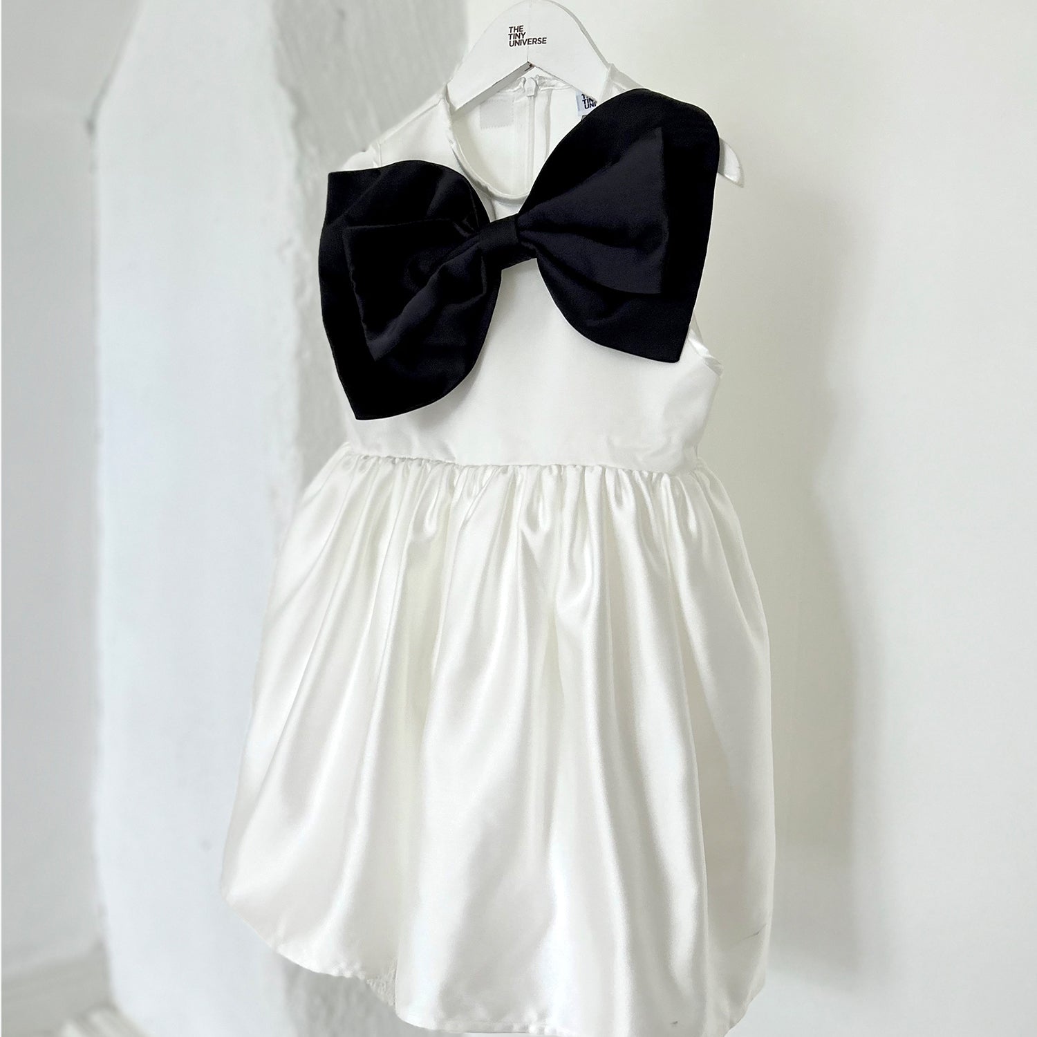 SHOULDER RIBBON DRESS - The Tiny Universe