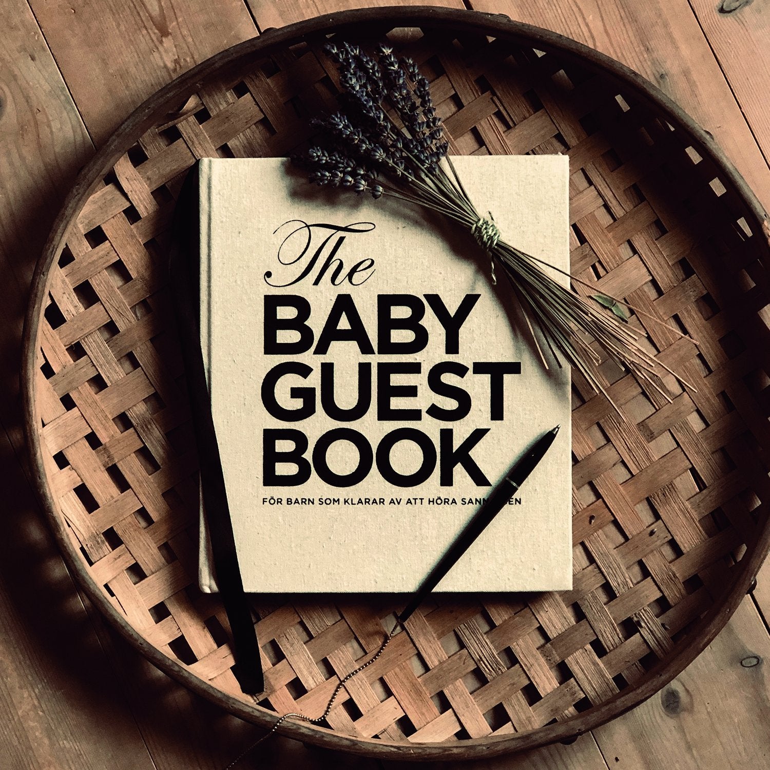 The Baby Guest Book - För barn som klarar av att höra sanningen - Svensk - The Tiny Universe Books