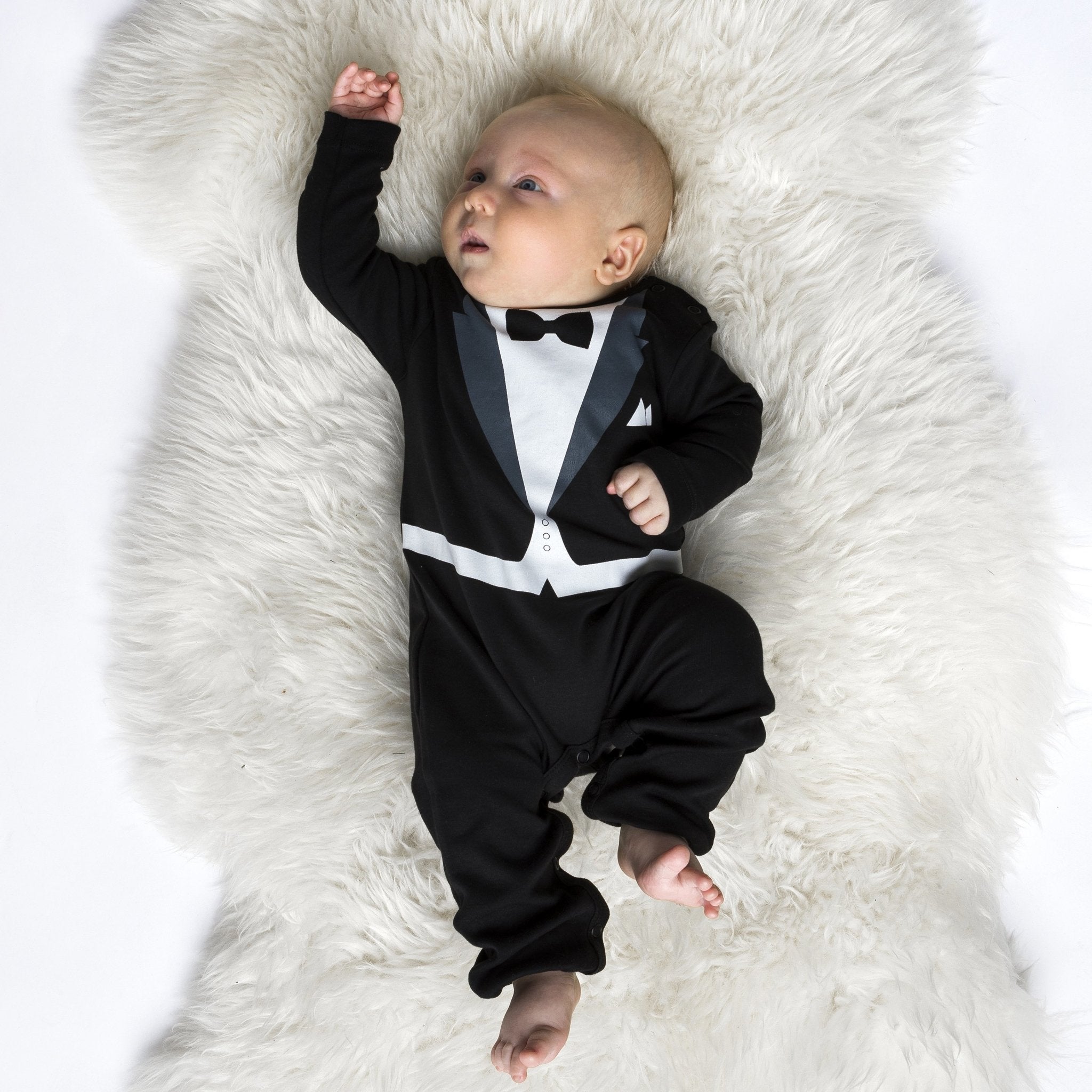 The Tiny Tuxedo - Classic - The Tiny Universe Suits/tuxedos