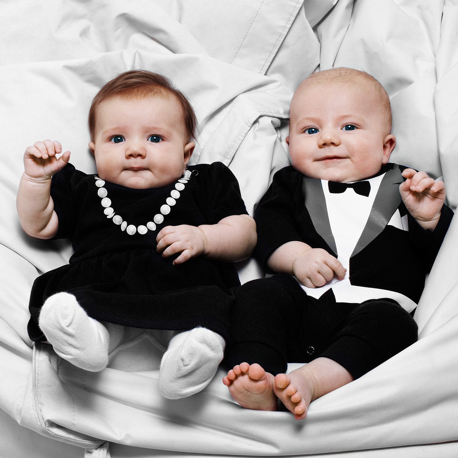 The Tiny Tuxedo - Classic - The Tiny Universe Suits/tuxedos