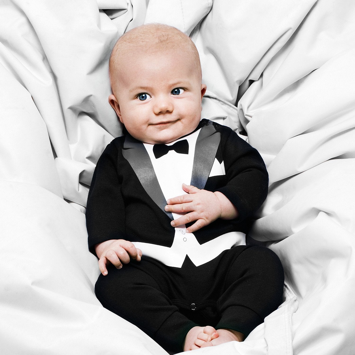 The Tiny Tuxedo - Classic - The Tiny Universe Suits/tuxedos